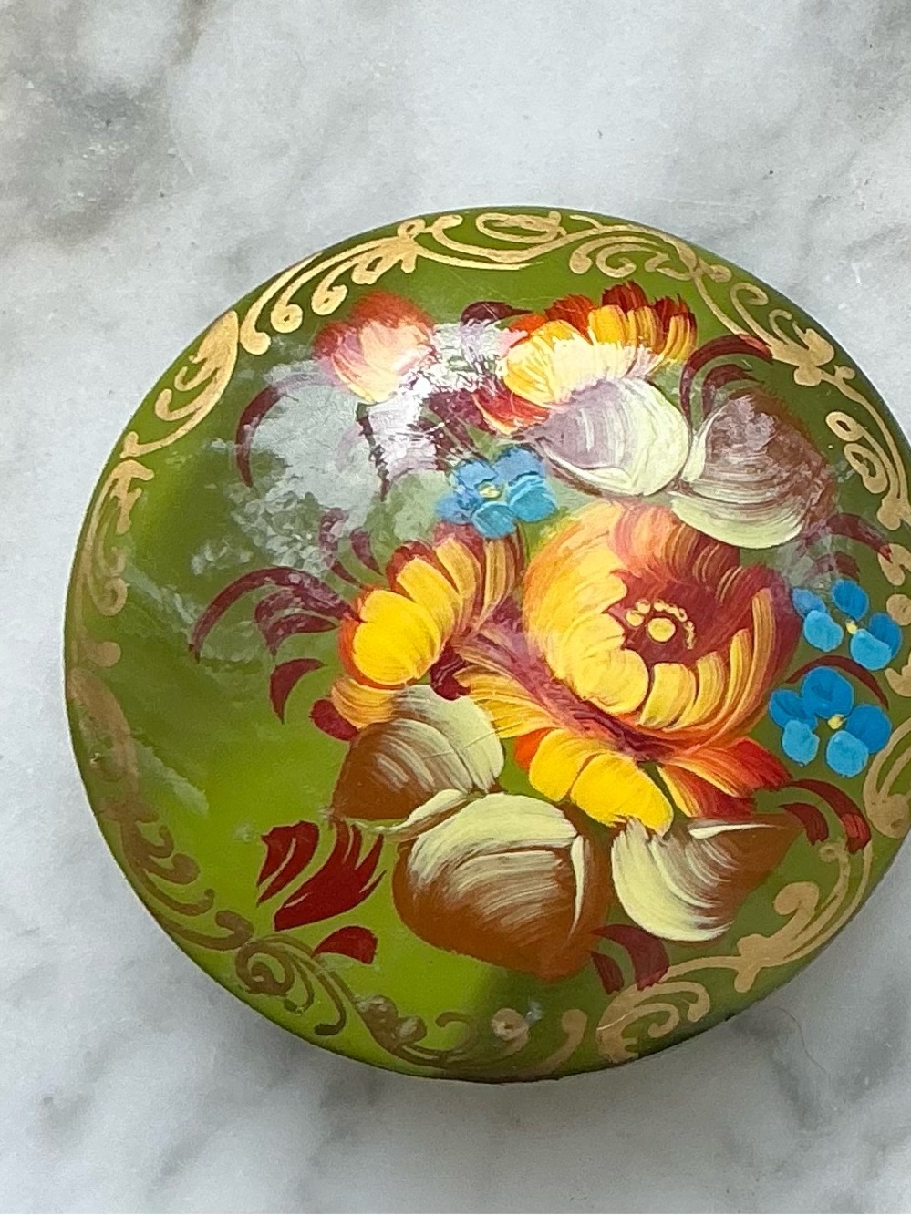 Vintage Signed Hand-Painted Floral Russian folk art pin - Green